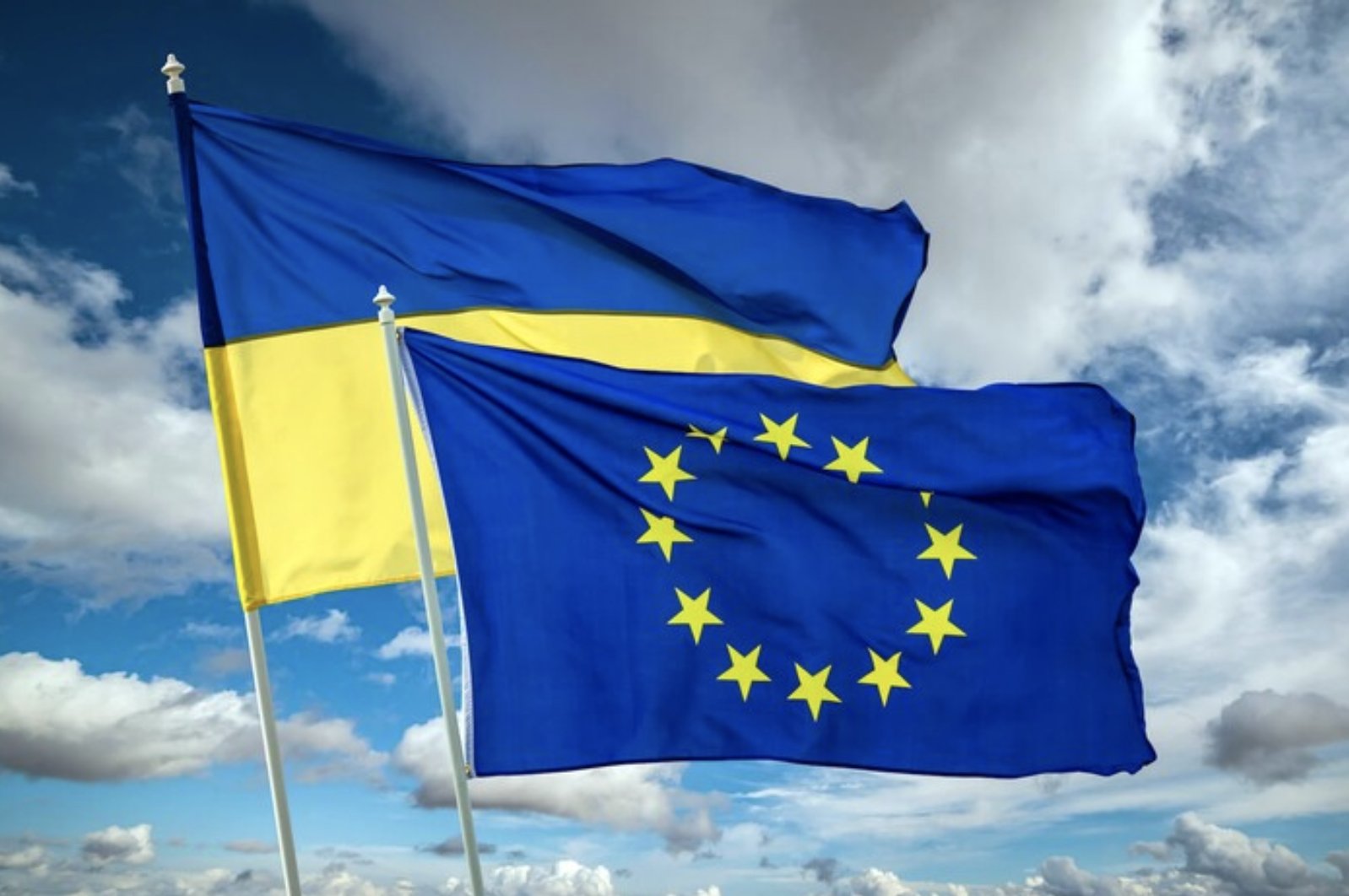 Six July days stall EU for Ukraine