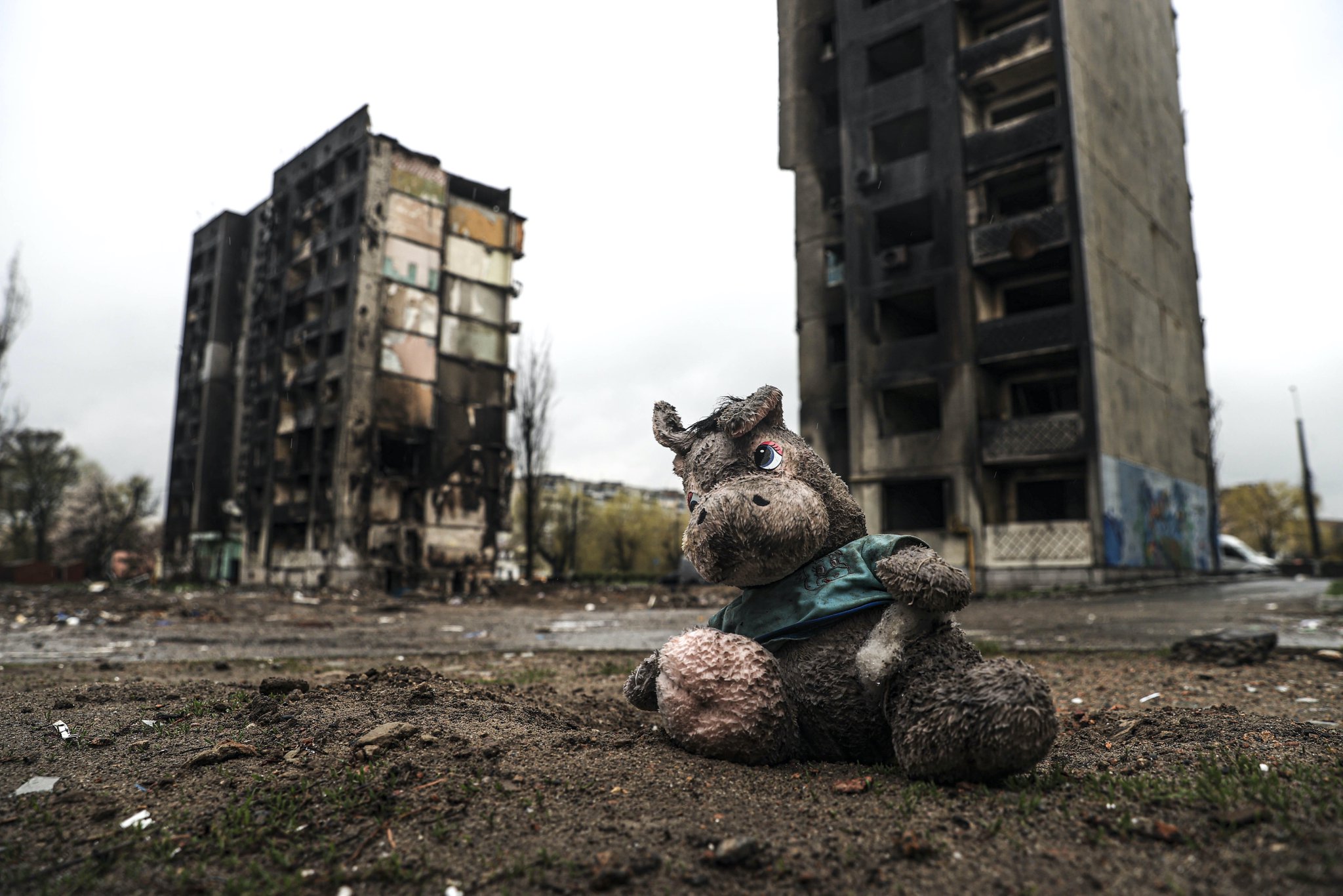 Motherhood in Ukraine: a lullaby amid war and despair