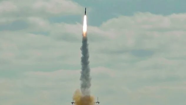 Ukraine tests its first ballistic missile