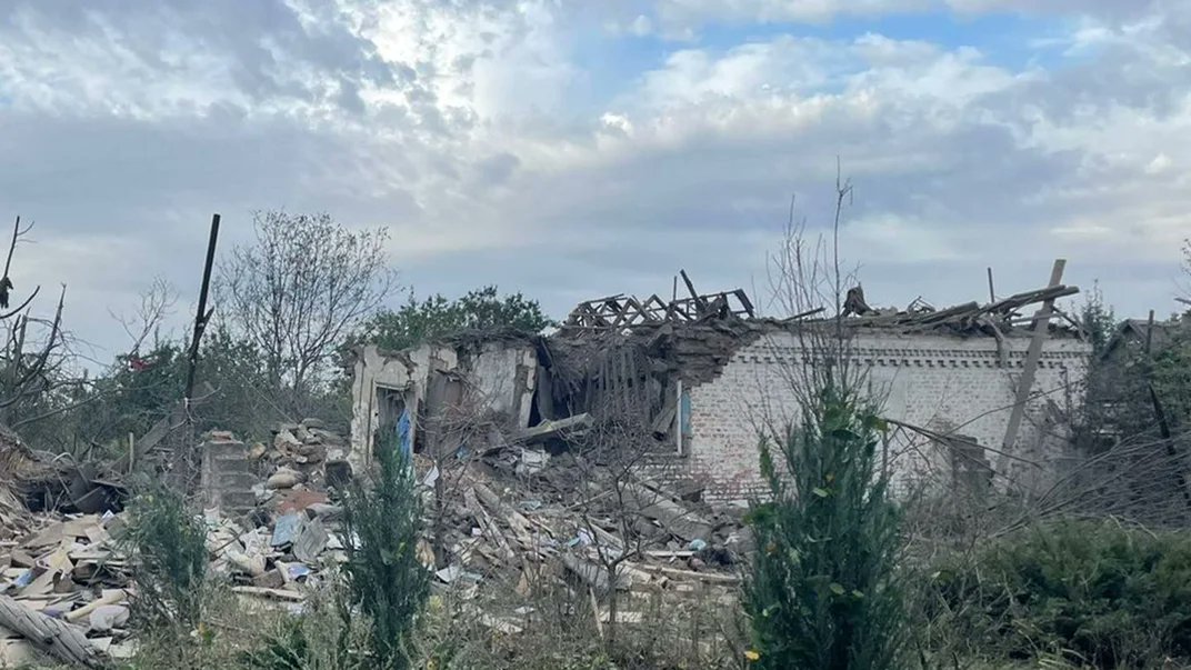 Russian aerial bomb kills entire family in Donetsk