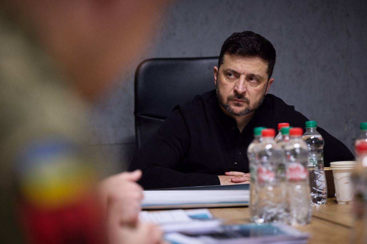 Zelensky orders Hnatov to review troop reinforcements
