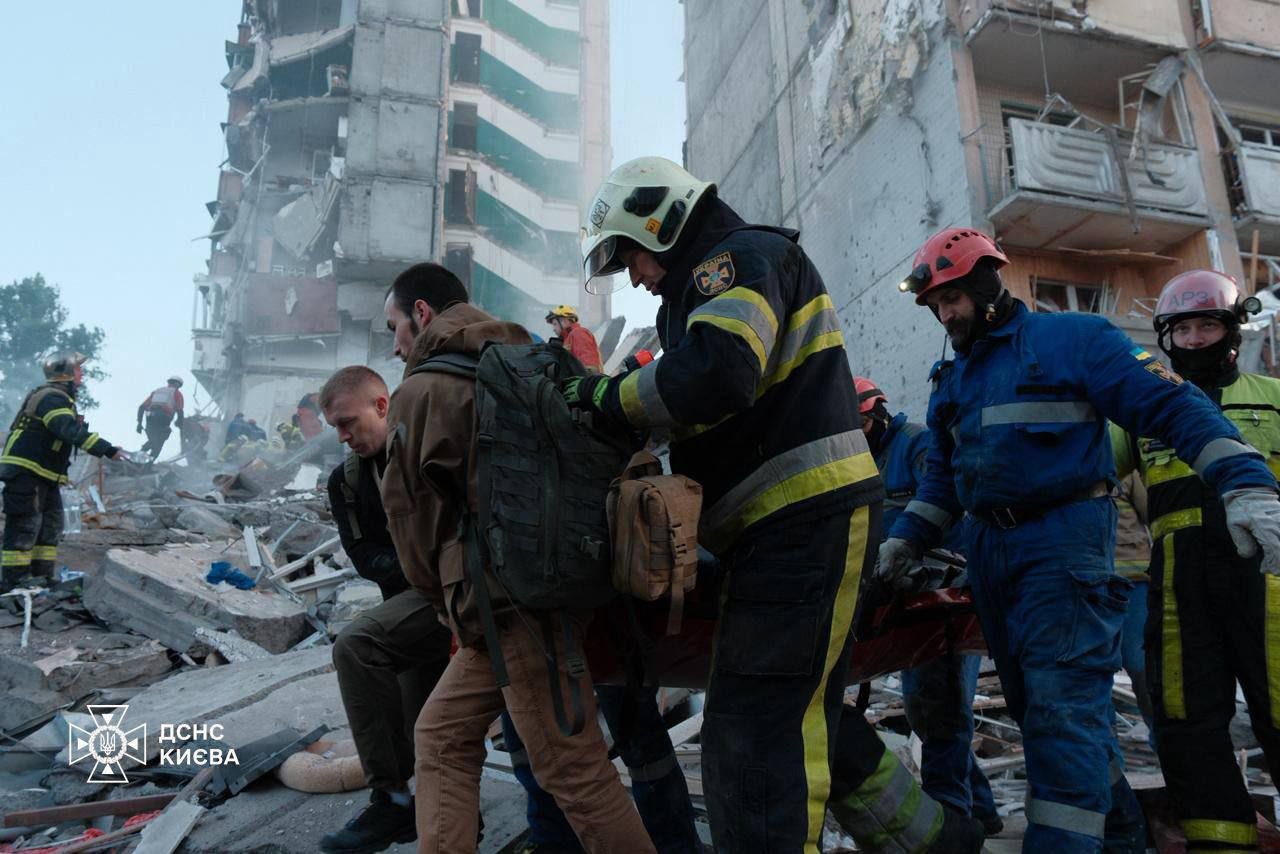 Kyiv attack: 17 injured, 27 evacuated, search under rubble