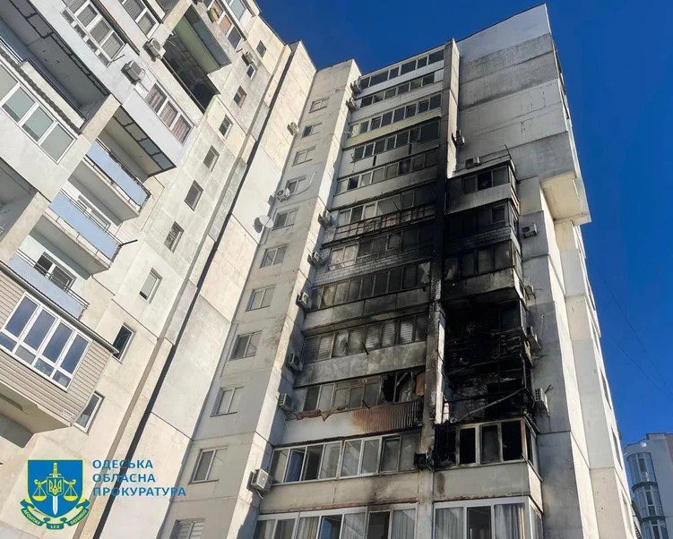 Night drone damages 16-story building in Chornomorsk