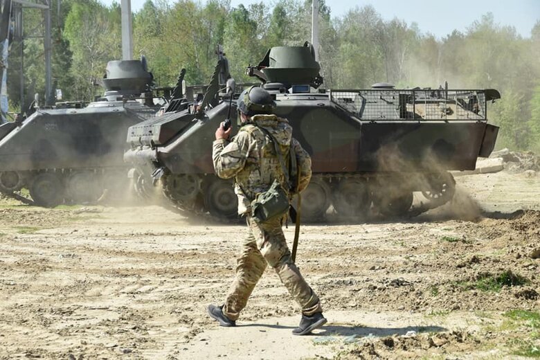 Ground Forces of the Armed Forces train on American MRAPs