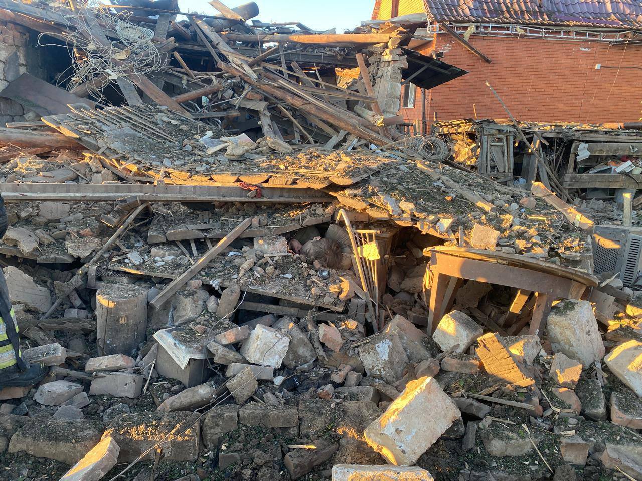 Russian attacks expand gray zone in Kharkiv region