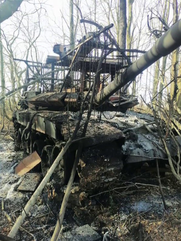 Destroyed Russian T-72B3M tank in Pokrovsk district