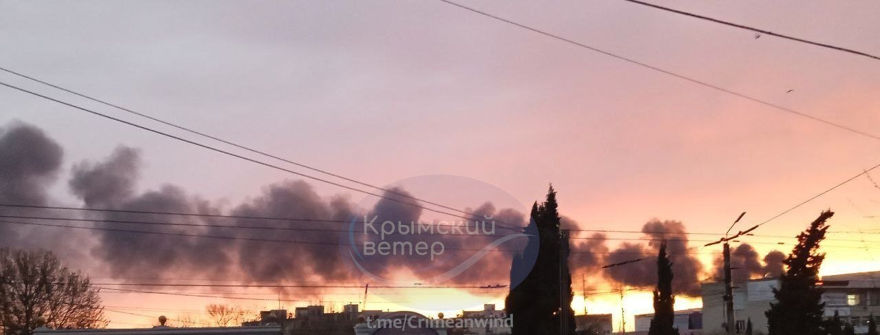 Fire at Yugtorsan oil depot in Sevastopol