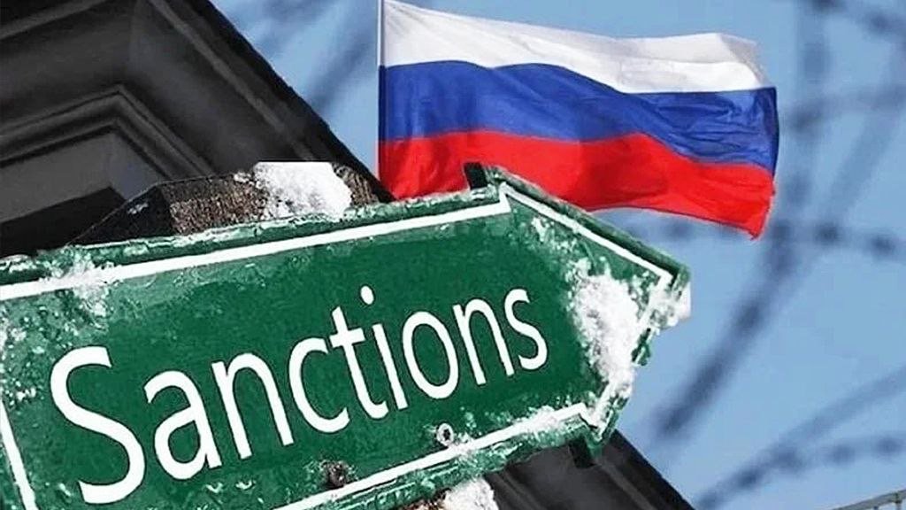 EU Prepares Stronger Sanctions Against Russia, Macron Says