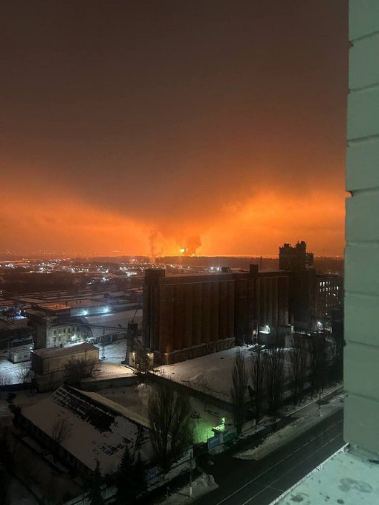 Bryansk, Russia now hit by at least 10 arrivals. Let it burn.
