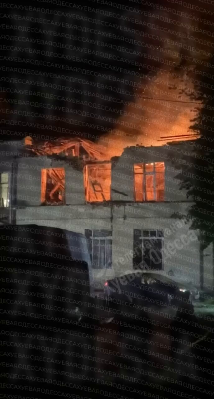 Russian Strike on Odesa Injures 18, Hits Kindergarten
