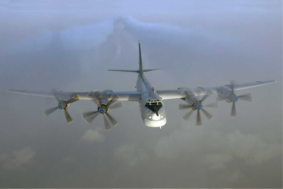 Launch of Tu-95MS observed; missiles may enter airspace