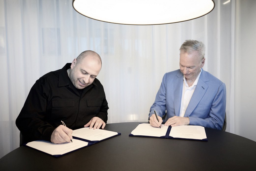 Ukraine signs major drone production deal