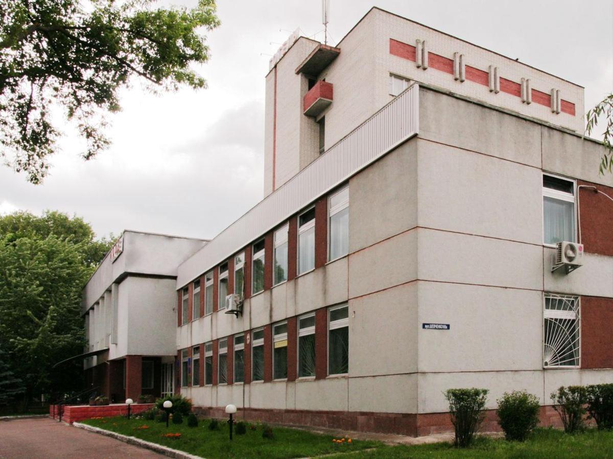Russian missile strike on Chernihiv kills 11, injures 22