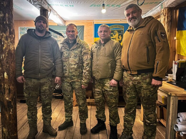 Syrskyi praises 425th SOB’s professionalism