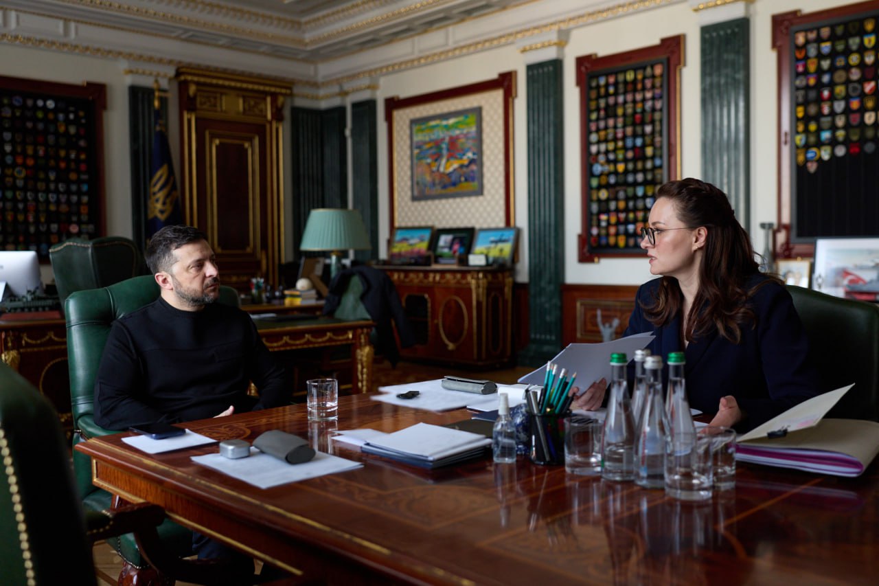 Zelensky announces government changes next week