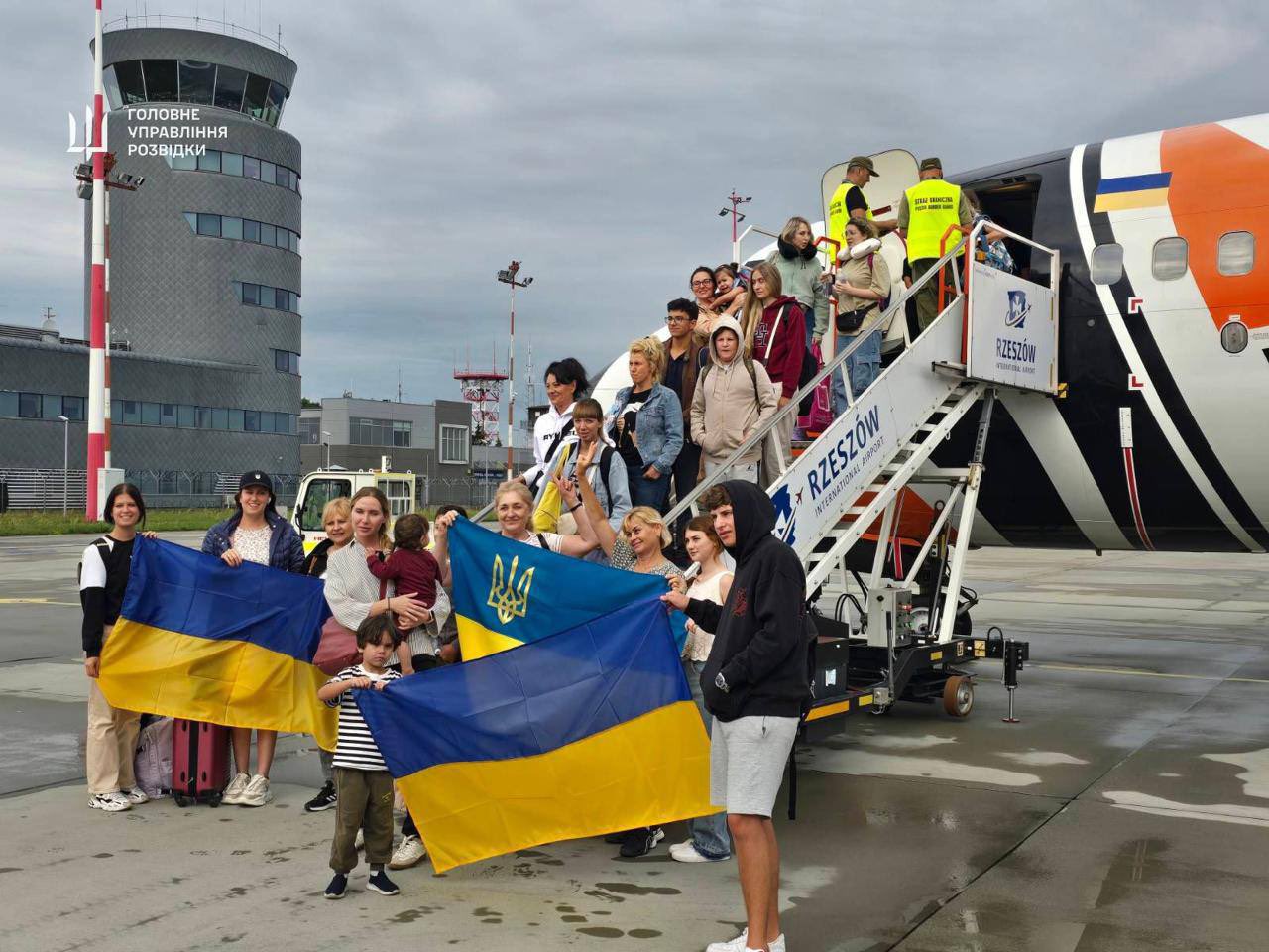 Ukraine evacuates citizens from dangerous parts of Lebanon