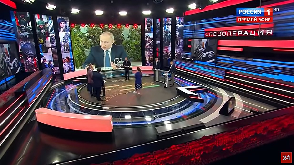 Russian state TV: Ukrainians fire at each other, blame Russia