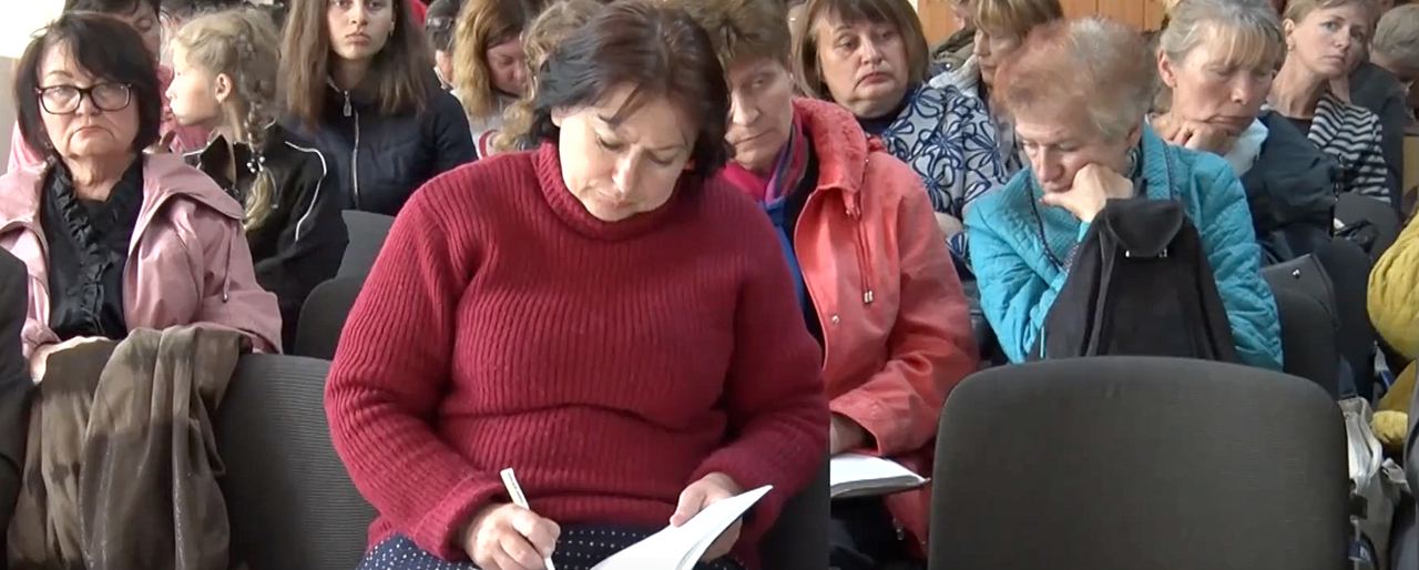 Russians in Mariupol plan to fully Russify education