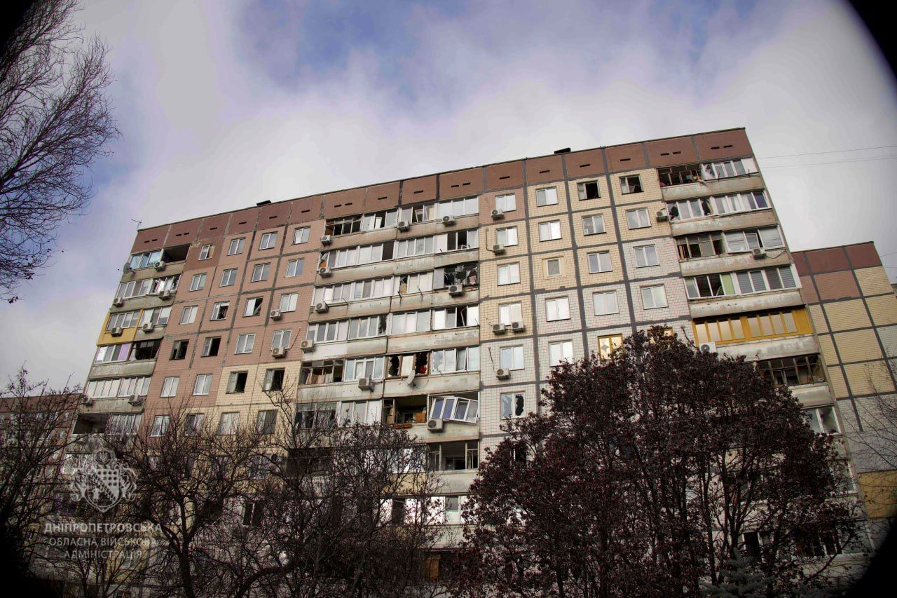 Ukraine downs 94 drones; Iskander missile strikes 15 sites, Dnipro loses power