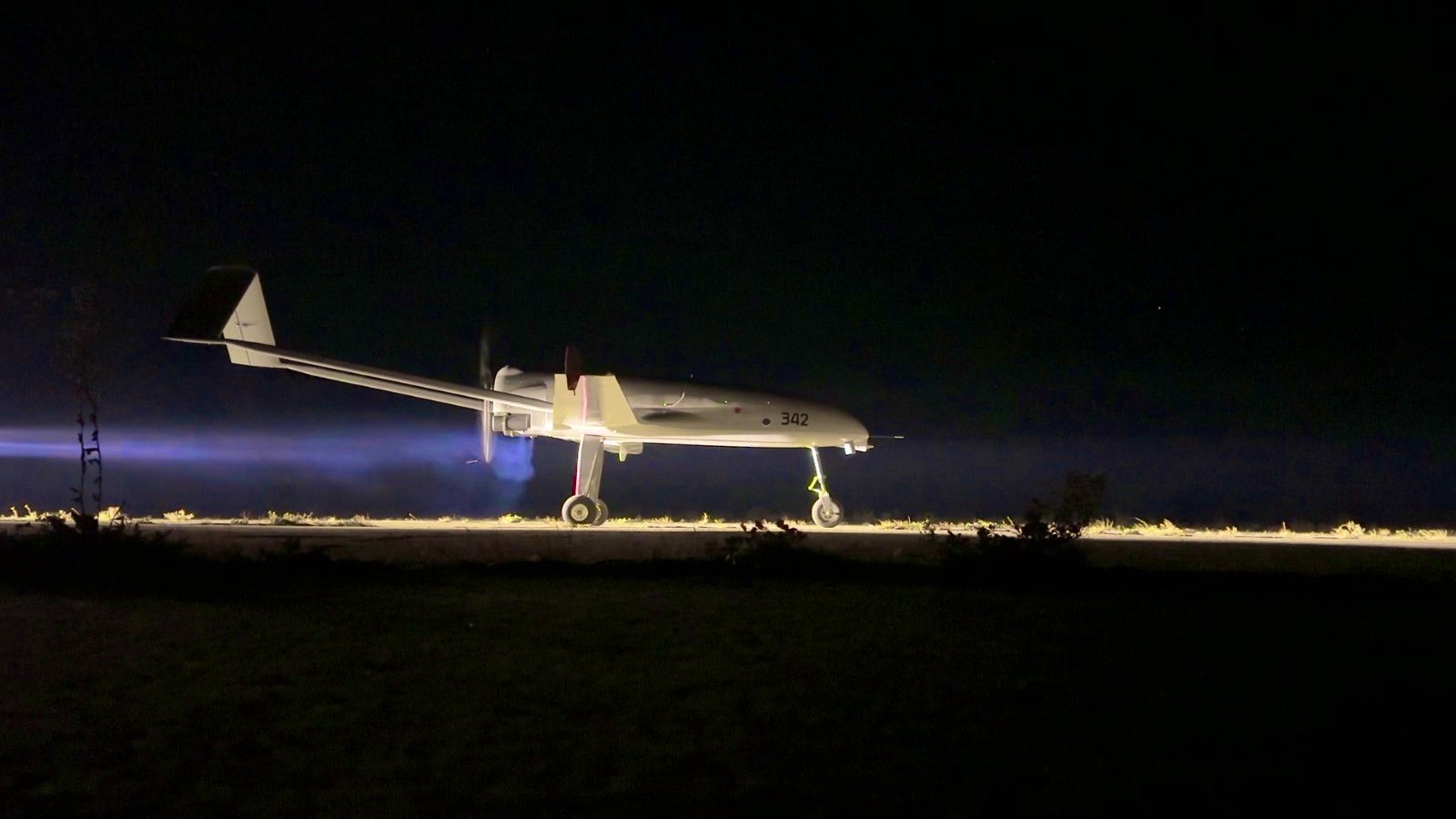 Ukraine: rapid evolution of drones and modern warfare (12 words max)