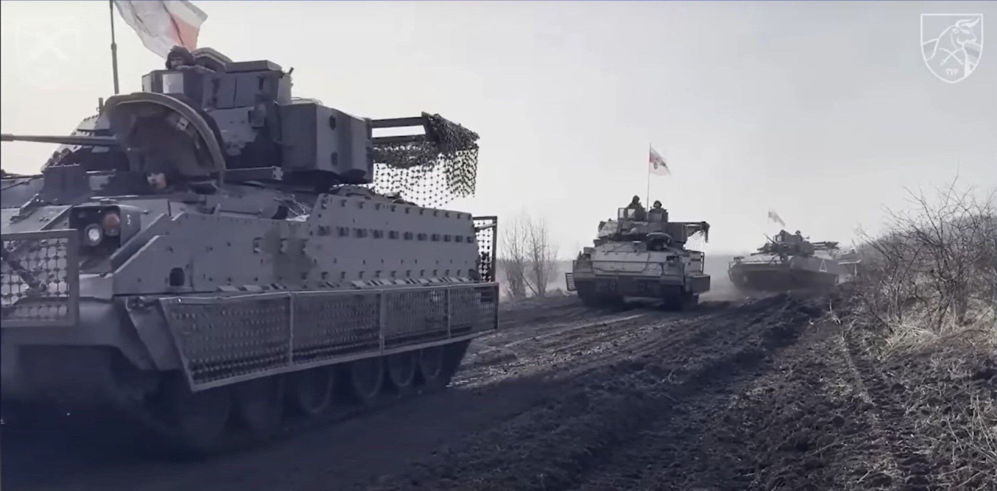 “Mad Max” tactics: Ukraine sacrifices Bradleys for speed in Belgorod