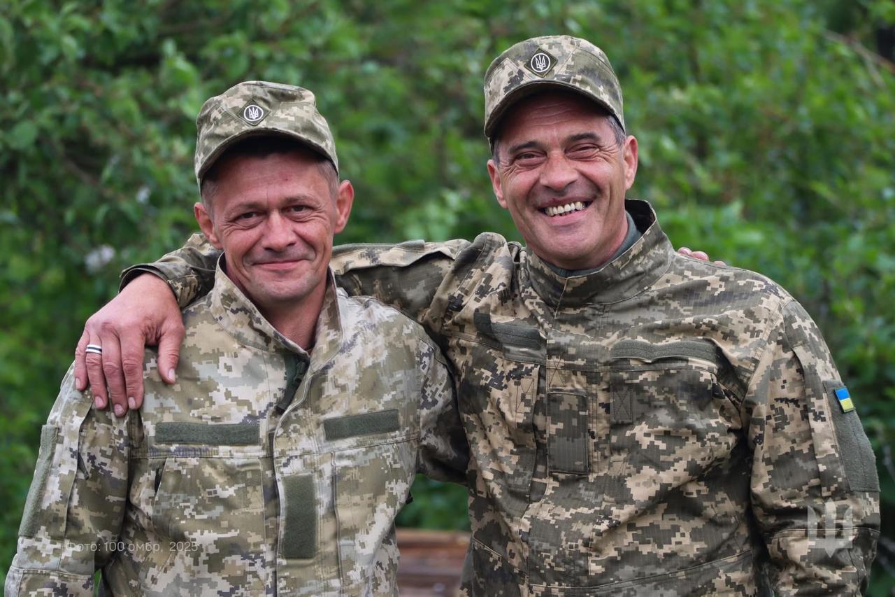 Two Brothers Fight Side by Side in the Same Unit