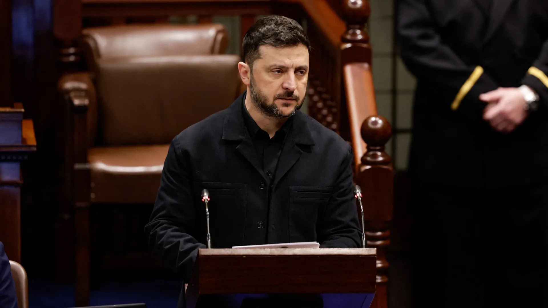 Zelensky discusses territories with Kushner and Witkoff