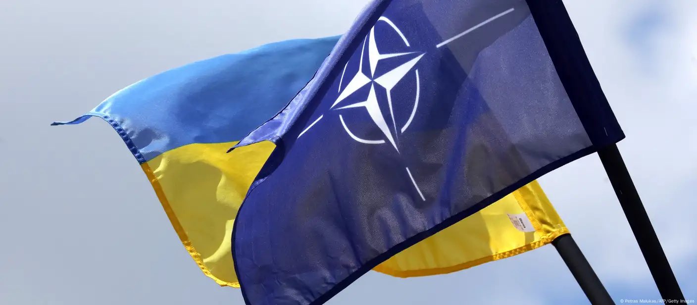 NATO discusses negotiation scenarios to end Ukraine war, increase aid