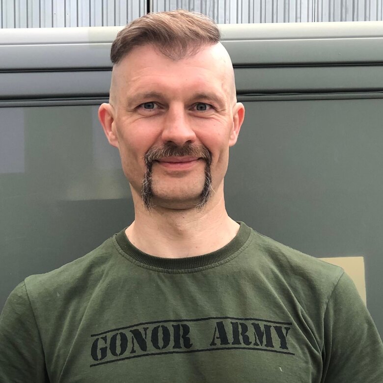 Yabchanka on ‘Azov’ fighters and burned diploma