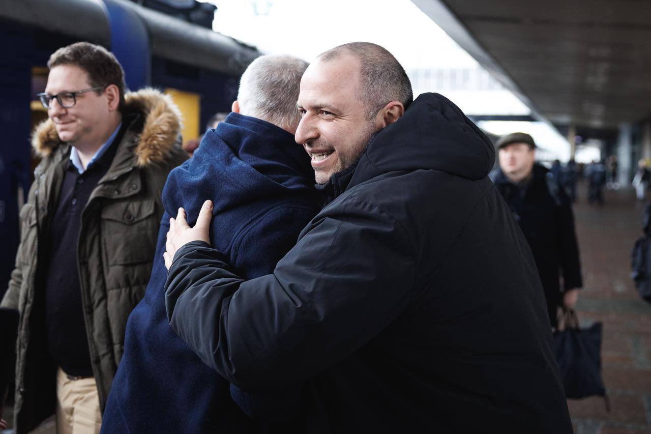 European national security advisers arrive in Kyiv for meetings