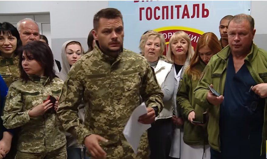 Doctors and volunteers protest against chief’s dismissal