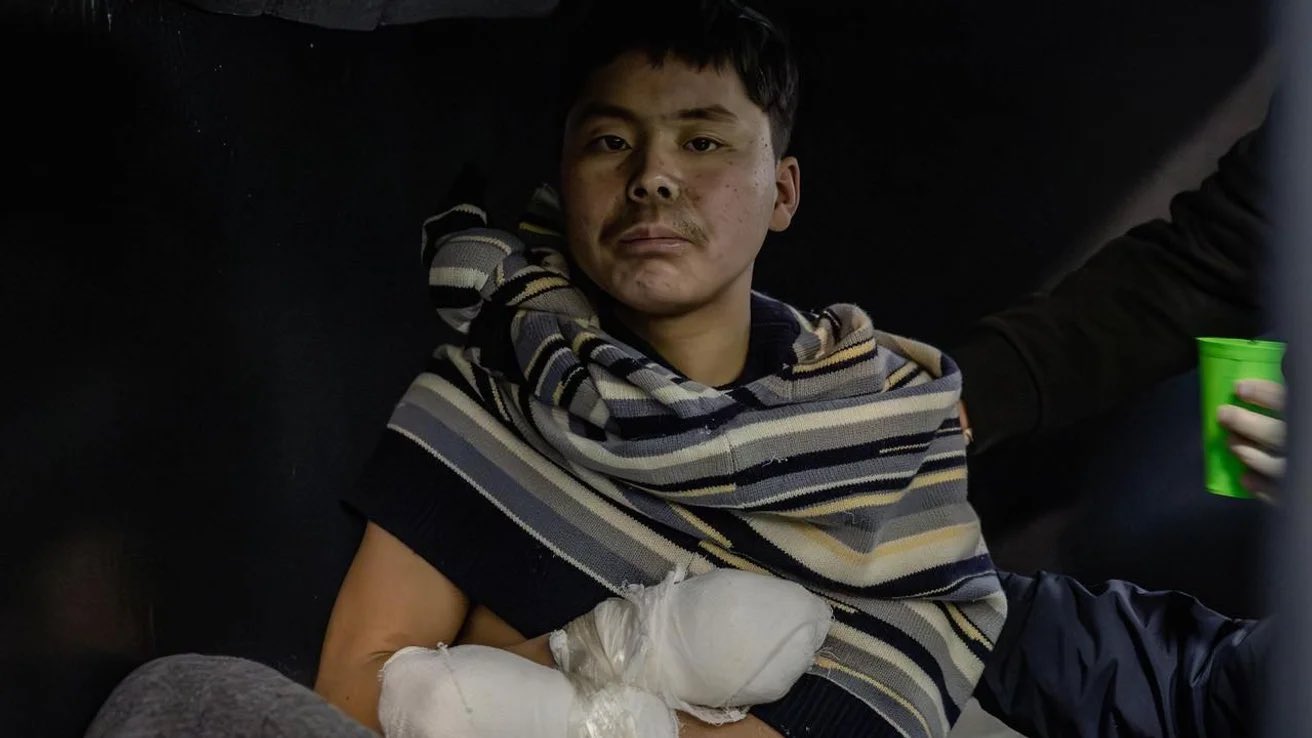 Two captured North Korean soldiers useful for Ukraine