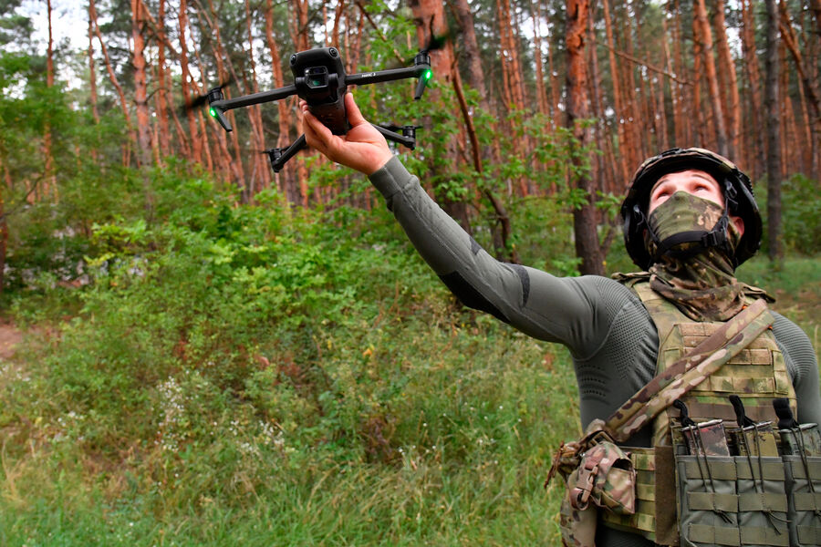 Russian soldier criticized for drone skills