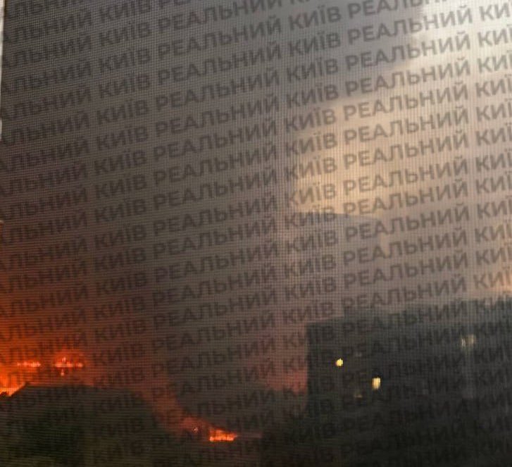 Russia strikes office center in Kyiv’s Shevchenkivskyi district