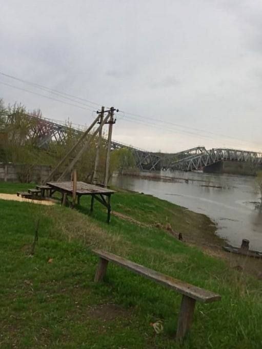Railway bridge destroyed in Dronivka, Donetsk Oblast