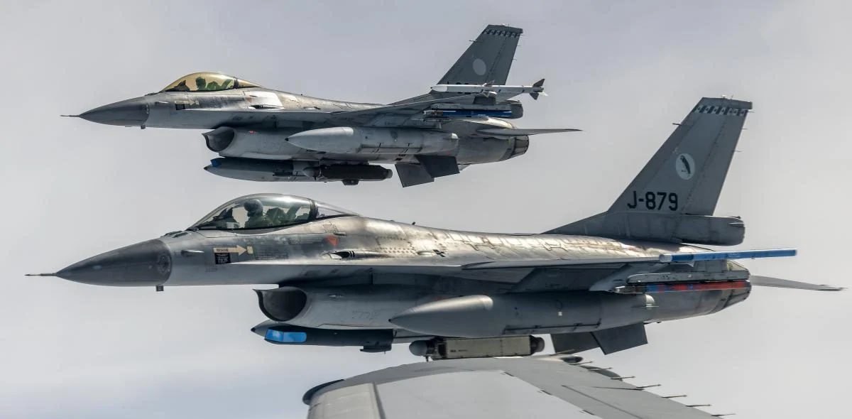 Pays-Bas livreront premiers F-16 à l’Ukraine
