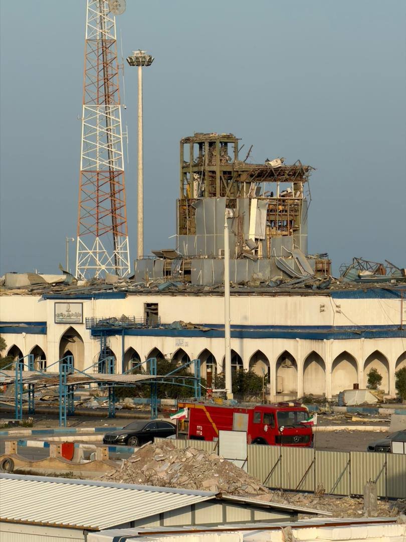 Maritime Control Tower and Port Building Destroyed in Bandar Lengeh