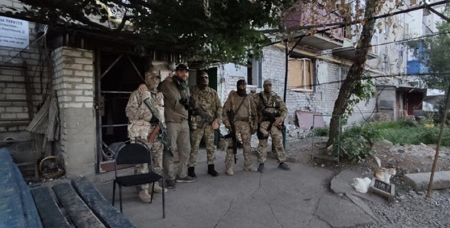 Ukrainian forces attack Wagner PMC HQ in Popasna