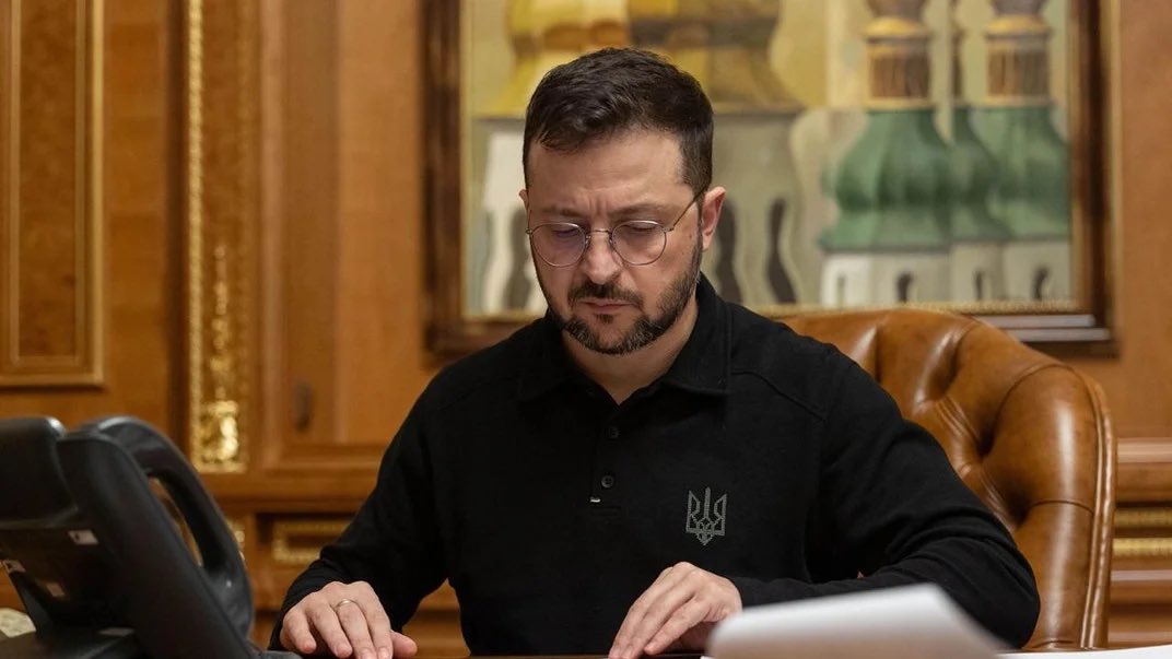 Zelenskyy signs law on foreign service in Ukrainian military