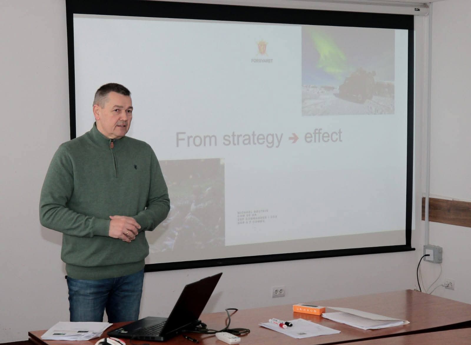 AFU and Norway Train Military Communicators on AI and Information Campaigns