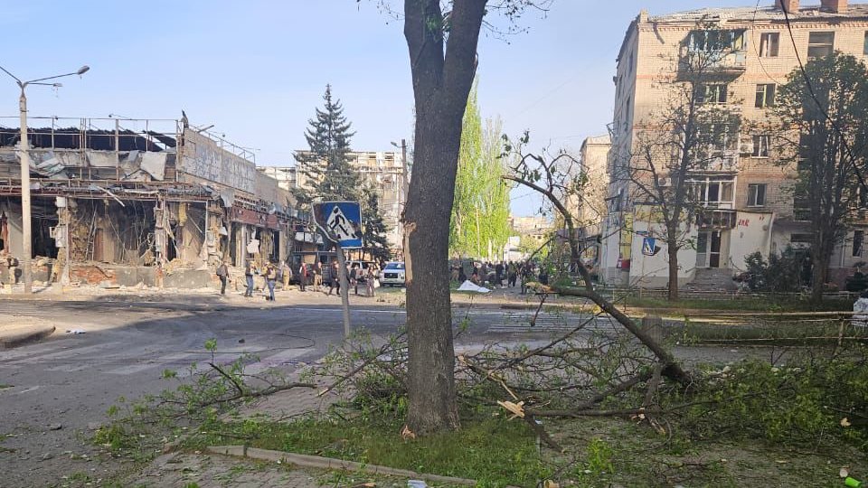 Russian bombardments on Kramatorsk kill and injure