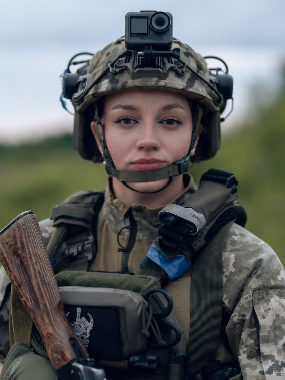 Glory to Ukrainian defenders!