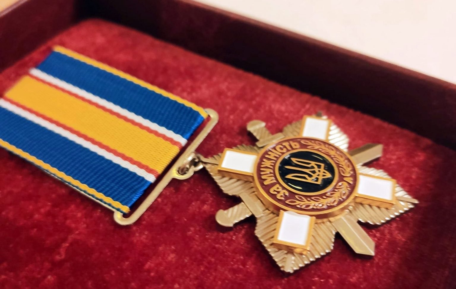 President Zelenskyy Awards Ukrainian Defenders with State Honors