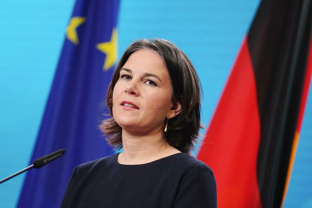 Germany’s FM warns of Russian shadow fleet after Finland cable damage, urges EU sanctions.