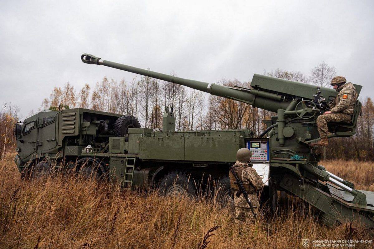 Ukraine produces 36 Bohdana howitzers monthly