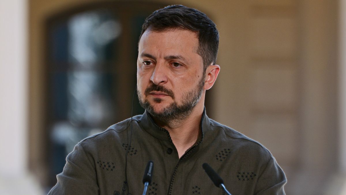 Zelensky: Personnel changes in the Armed Forces will continue for acceleration
