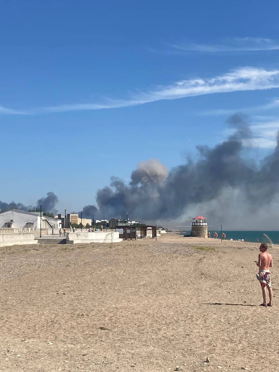 Explosions reported near Novofedorivka military airfield in occupied Crimea
