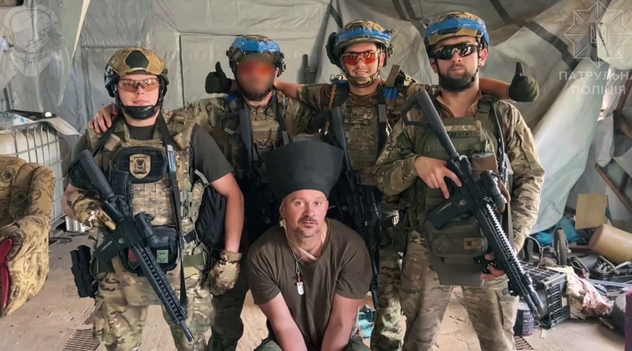 Ukrainian drone forces Russian soldier to surrender