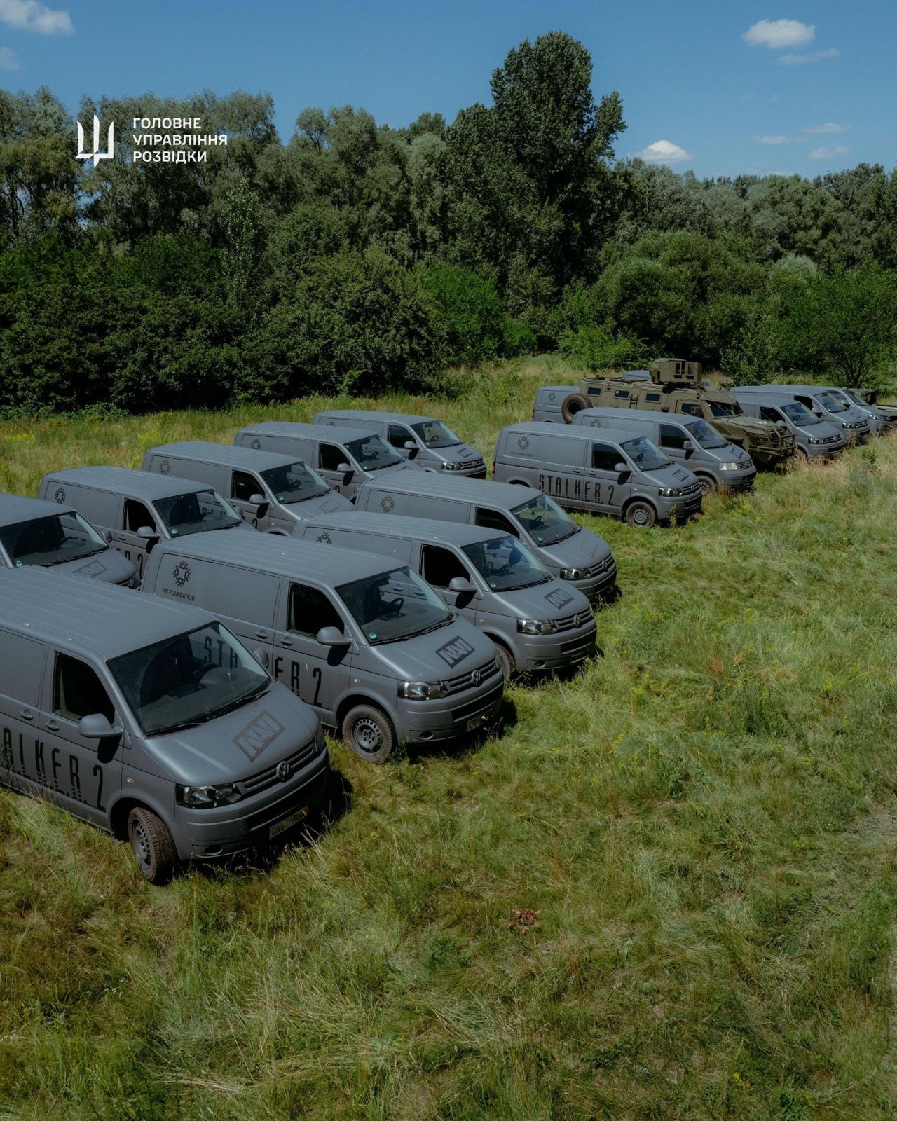 Ukrainian Defence Intelligence receives 20 vans from volunteers