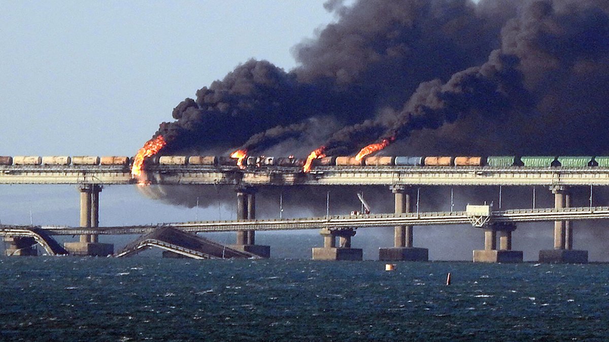 Kerch Bridge bombing: The elaborate shipping route of the explosives